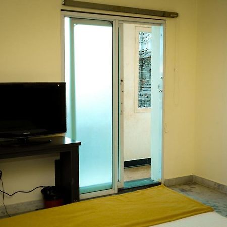 Hotel Arunachala Tiruvannamalai Bagian luar foto